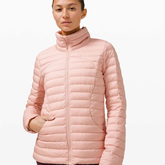 lululemon athletica Jackets & Blazers - Lululemon Pack It Down Jacket Women’s size 10 Goose down Water resistant windpro